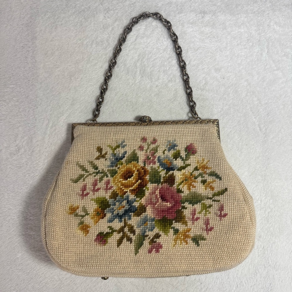 Vintage/Antique Floral Needlepoint Frame Bag, 1950s Floral Purse Shoulder Bag